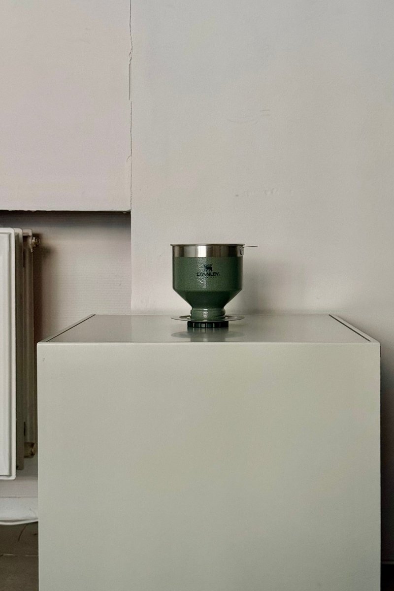 Stanley - Classic Perfect-Brew Pour Over | Hammertone Green - Kitchenware - zulqamvoxer.shop
