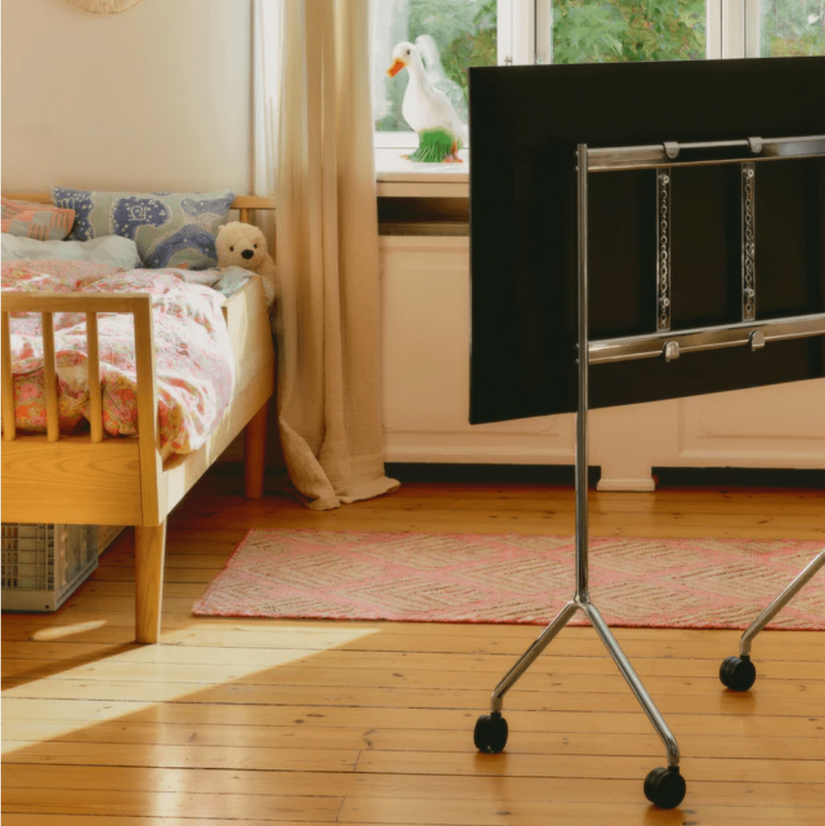 Pedestal - Moon Light TV Stand | Chrome - Tv Stand - zulqamvoxer.shop