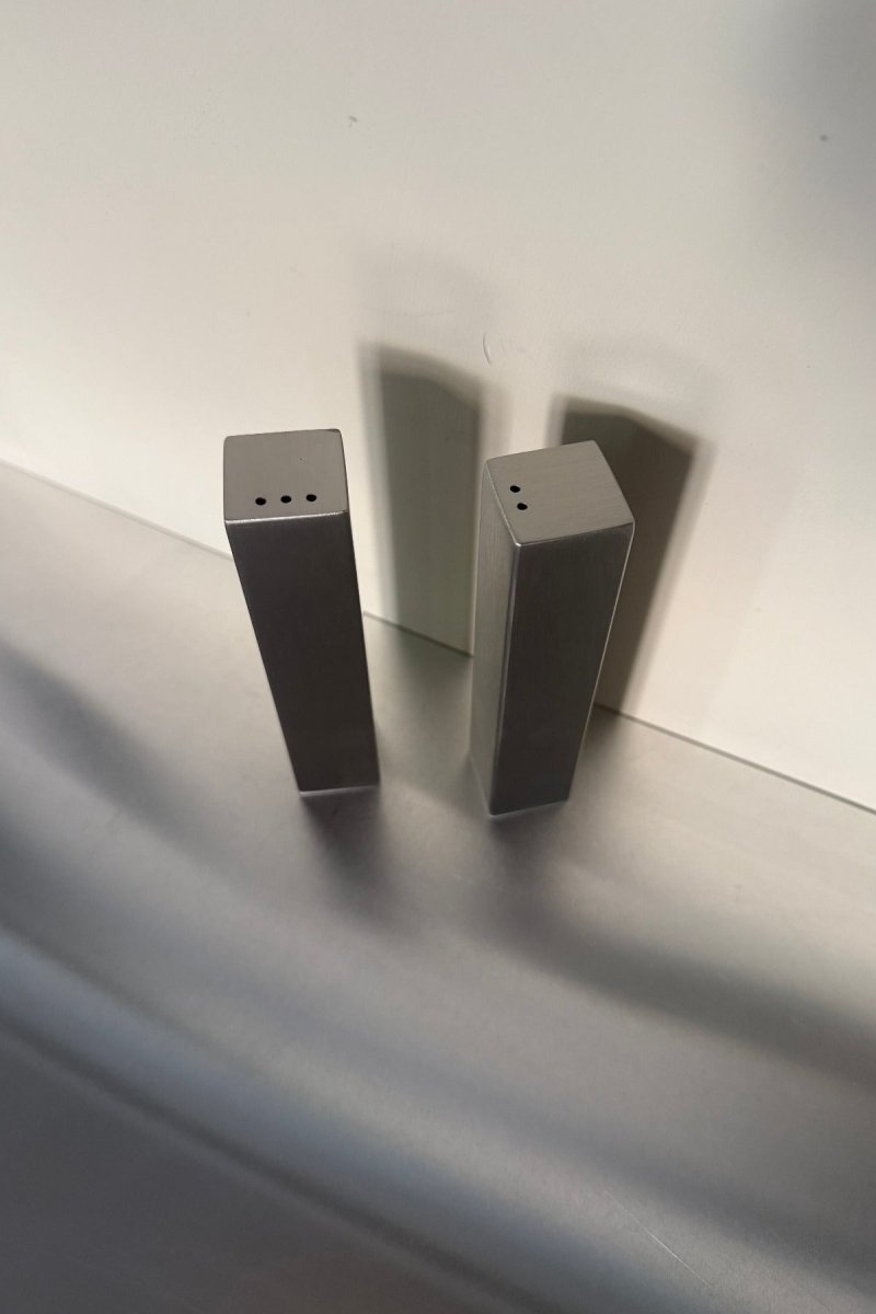 Kitchen Objects - Salt & Pepper Shakers Set - Kitchenware - zulqamvoxer.shop