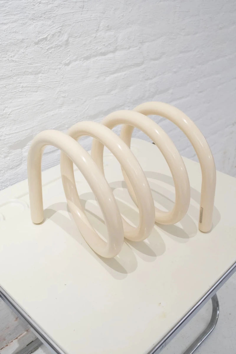 Gustaf Westman - Spiral Stand | Cream - Kitchenware - zulqamvoxer.shop