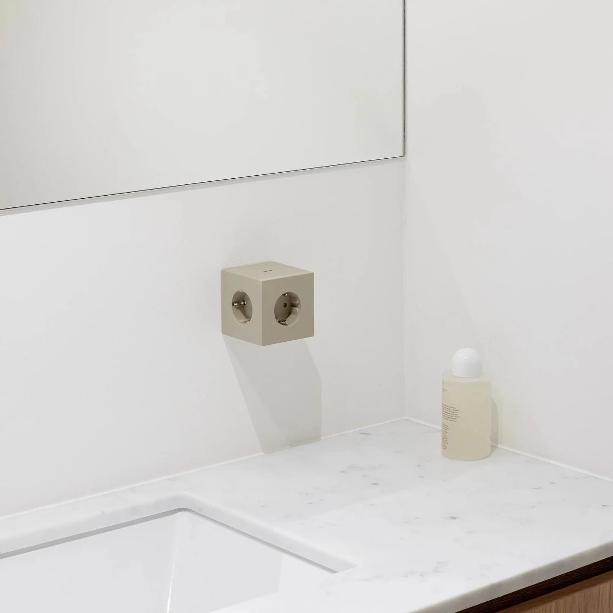 Avolt - Square 2 USB - Socket - zulqamvoxer.shop