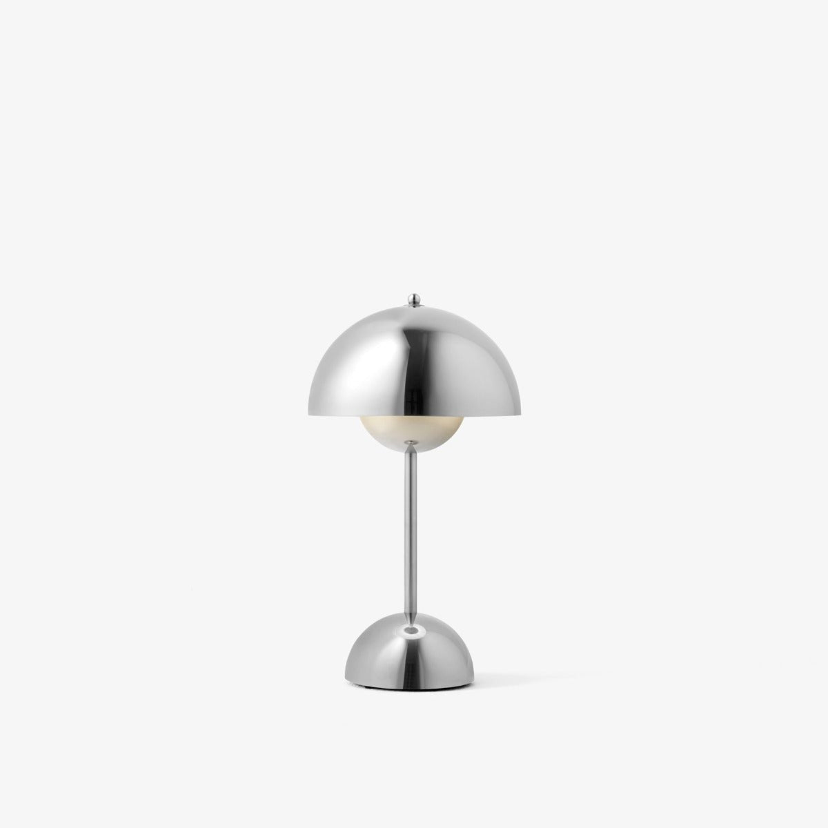 &Tradition - Portable Flowerpot VP9 - Lamp - DANSKmadeforrooms